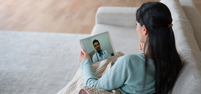 Consulta virtual de atención médica en línea.jpg