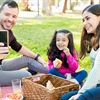 Cómo afectan las redes sociales a la salud mental y consejos para manejar el uso
